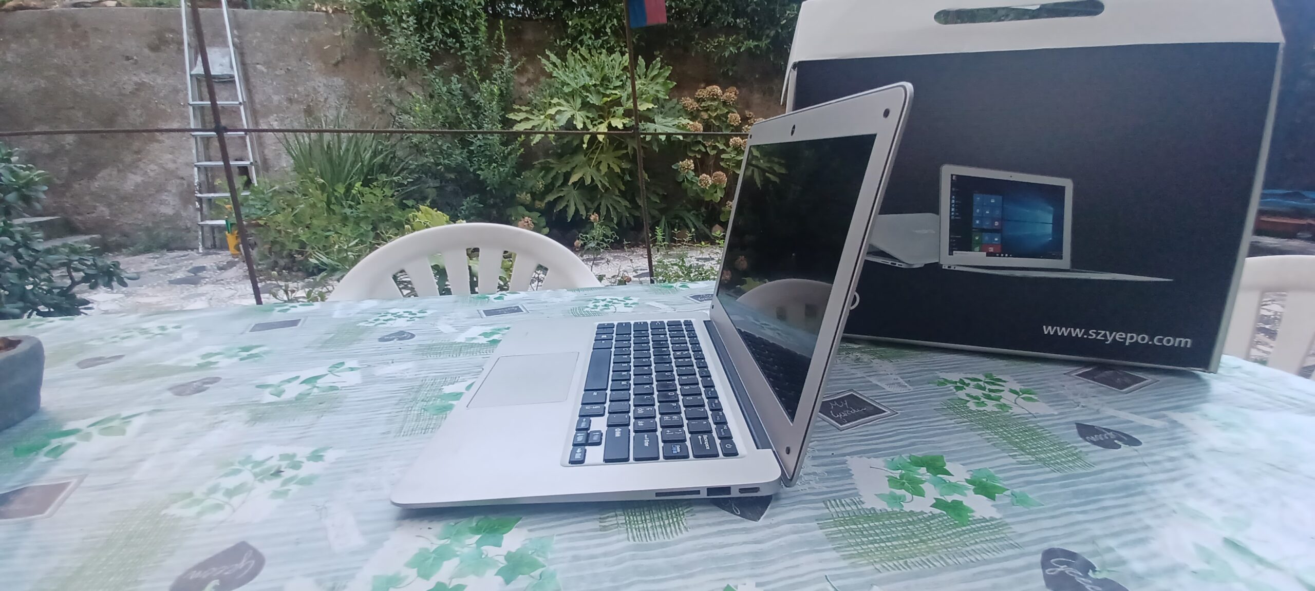 Laptop 13,3