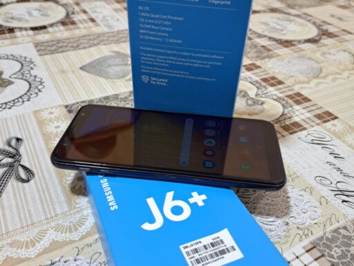 Smartphone galaxy samsung j6 plus