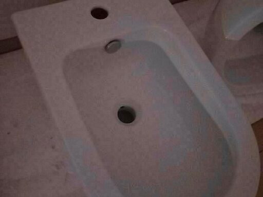 Bidet sospeso bianco lucido