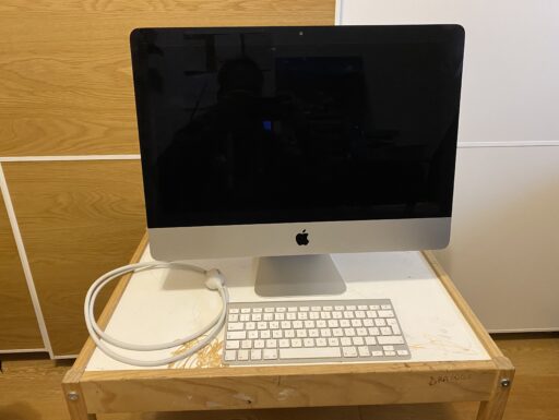 iMac 21.5-inch processore 2,7 GHz Intel Core i5