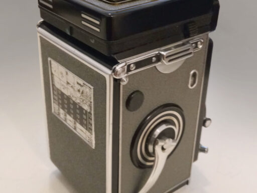 Rolleiflex T 6×6 biottica Obiettivo Zeiss Tessar f 3,5/75 mm