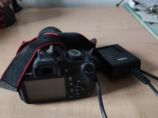 Canon EOS 1200D