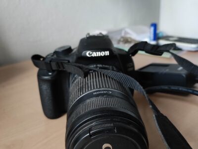 Canon EOS 1200D