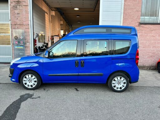 Fiat Doblò tetto alto trasporto disabili km 50.000