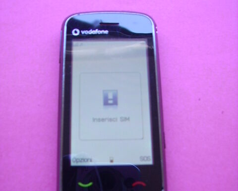 Cellulare Touchscreen Vodafone 547