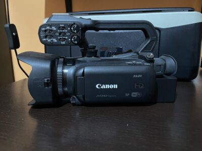 Videocamera Canon ax20