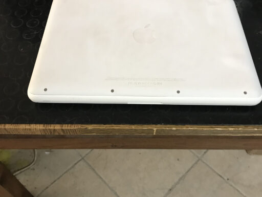 Apple Macbook Anno 2010 Ram 4gb A1342 Ios Sierra Alta