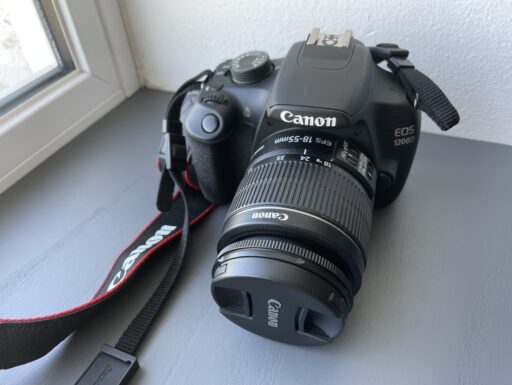 Reflex Canon EOS 1200D