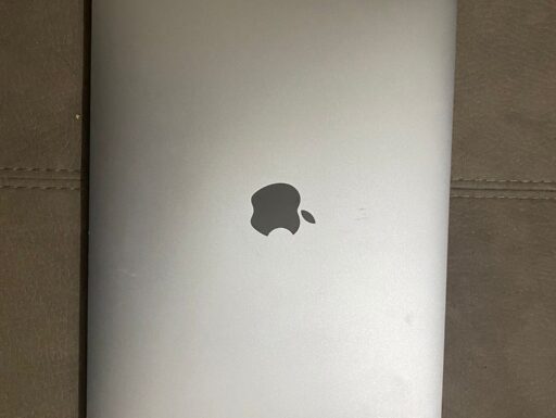 Macbook pro 2020 m1 512gb 13”