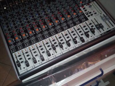 Mixer audio behringer x2222 usb