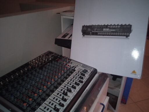 Mixer audio behringer x2222 usb