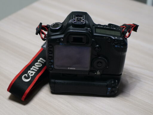 Reflex canon eos 5d mark 2 full frame con battery grip