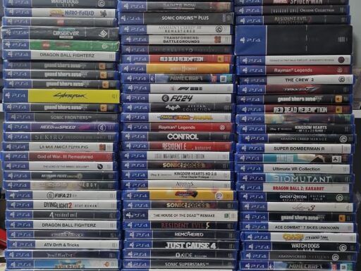 Assortimento di giochi nuovi sigillati per ps4