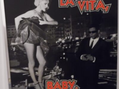 Poster pubblicitario con cornice go go la vita, baby martini