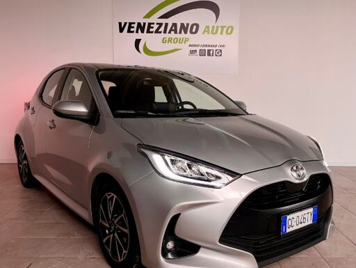 Toyota yaris 1.0 benzina