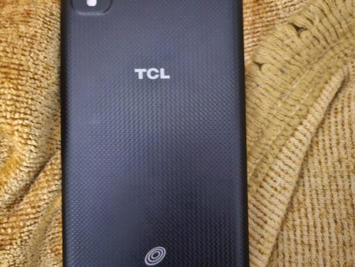 Telefono tcl 30z