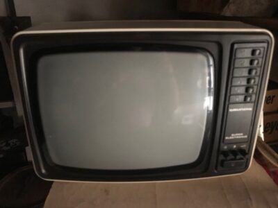 Antico televisore grundig