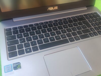 Notebook asus i7