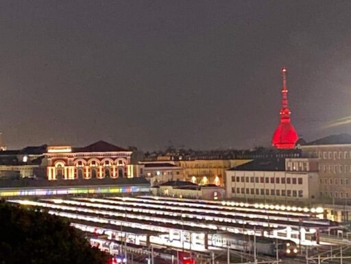 Mansarda guglia rossa bilocale, torino zona crocetta