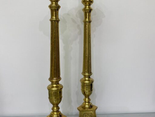 Coppia di antichi candelabri