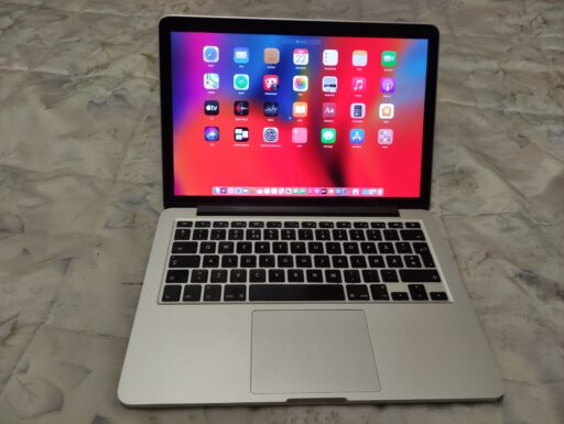 Macbook 13 pro retina late 2013,1284gb,big sur