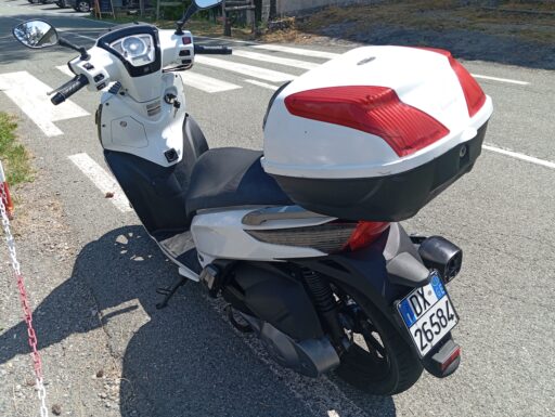 Kymco 300i