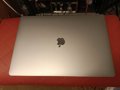 Macbook pro 2019 16” i7 6 core