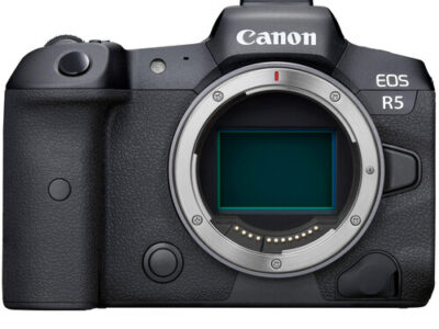 Canon eos r5 - body - garanzia canon europa 2 anni "sconto"