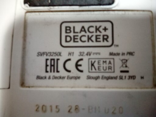 Aspirapolvere scopa elettrica black & decker modello ora